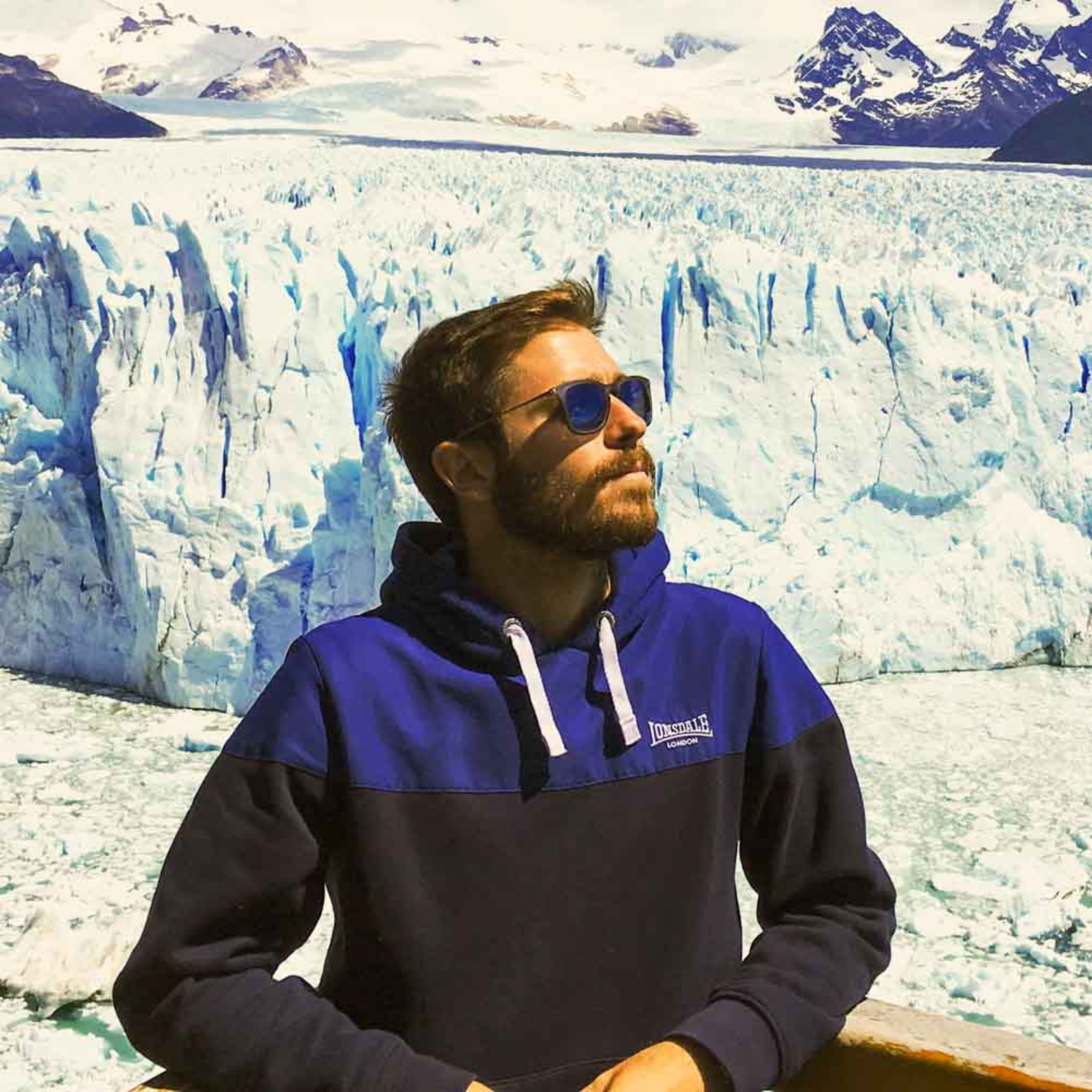 <em>Juan Torres</em>